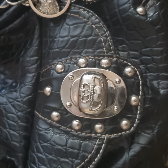 Kathy Van Zeeland, faux croc, classic heart and crown black handbag - Picture 3 of 4